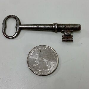 c. 1900 Antique Michigan Industrial Commercial Solid Barrel Skeleton Key